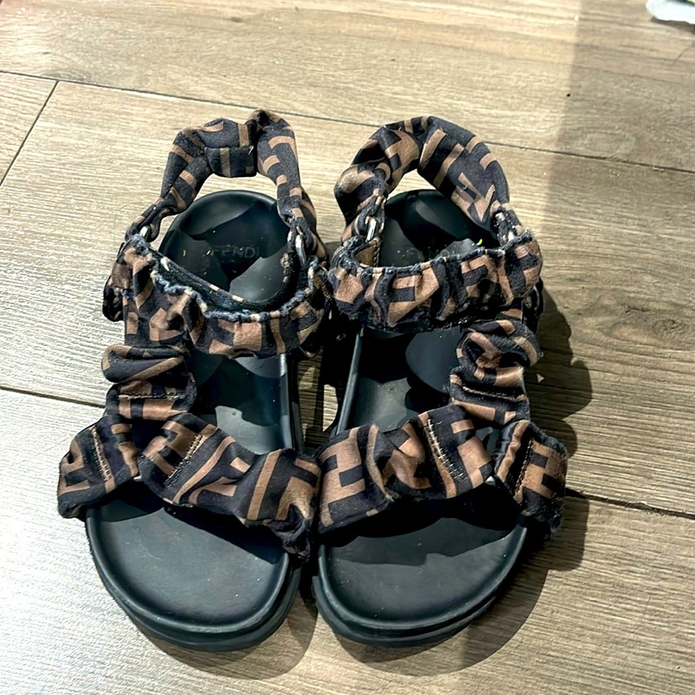 Girl authentic Fendi sandals